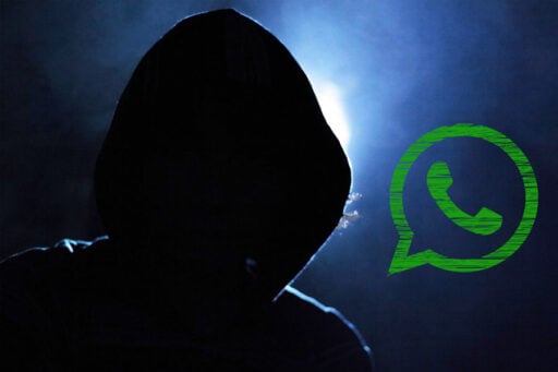 Criminales robando información en WhatsApp