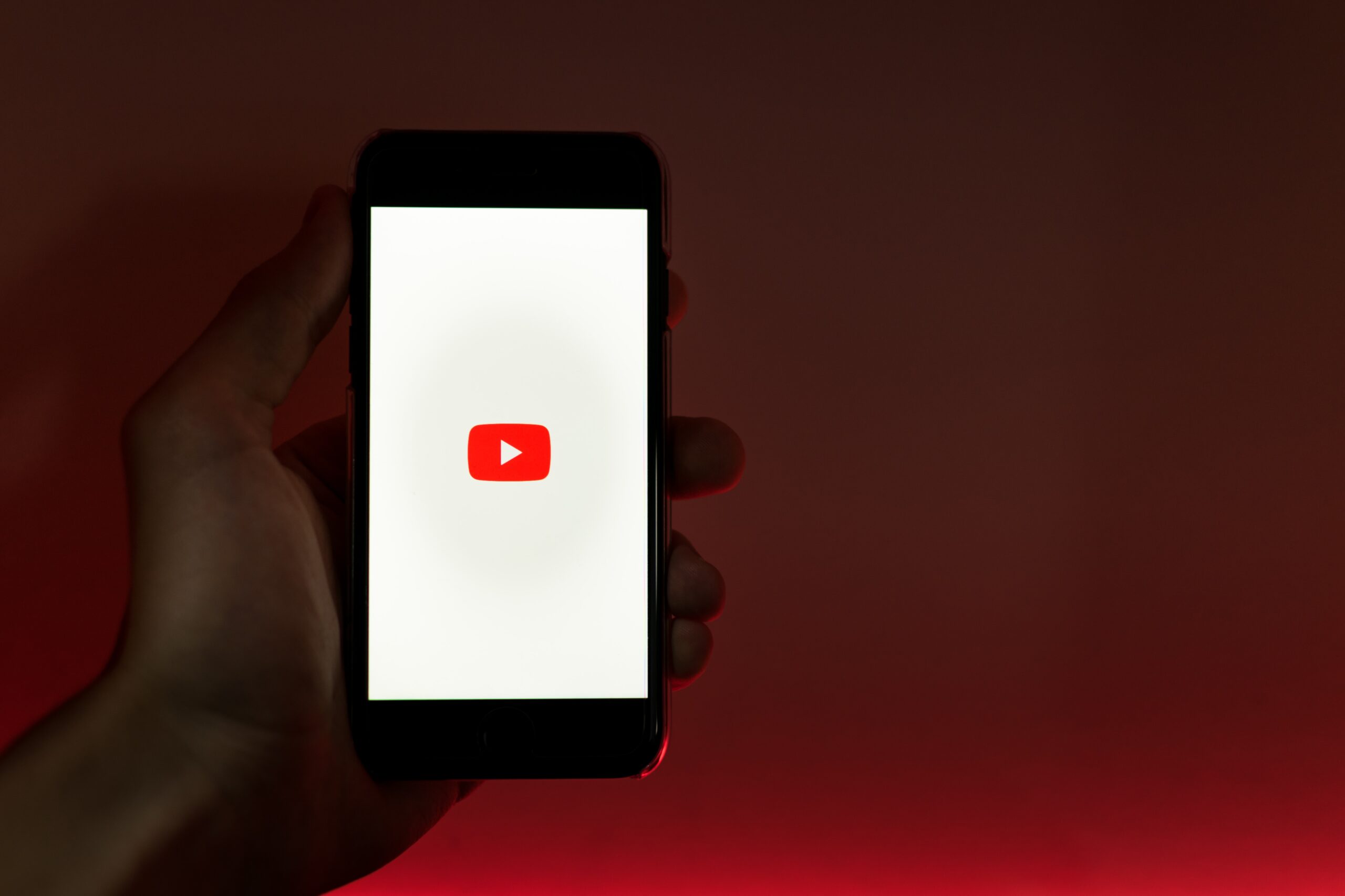 “Goodbye YouTube Stories: Platform to Focus on Shorts and Other Key Areas”