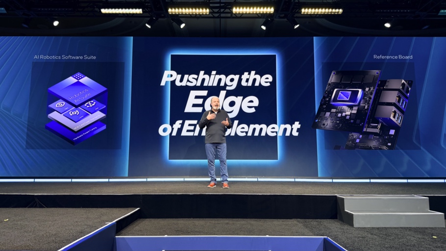 Panther Lake en el borde (Edge)